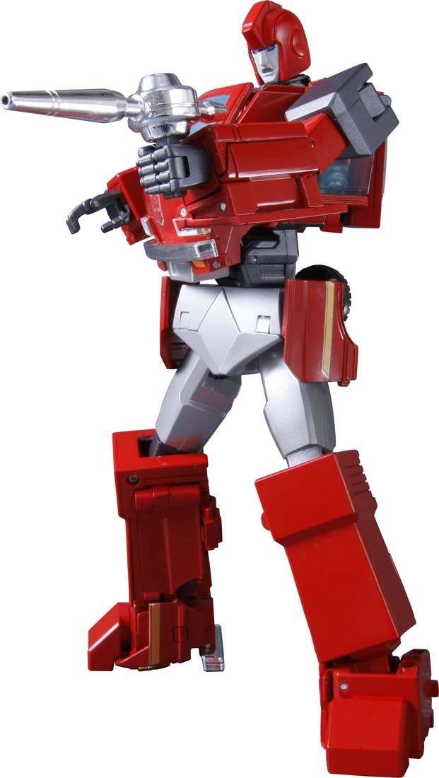 Takara Tomy Masterpiece MP-27 IRONHIDE